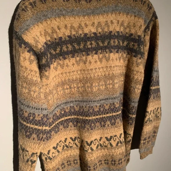 Wool sweater - Picture 3 of 4